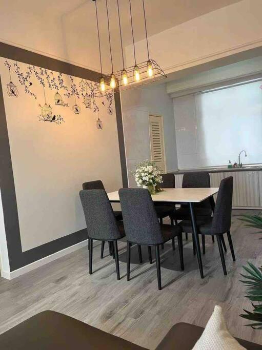 2 Bedroom Apartment Next To Historical Spots 말라카 외부 사진