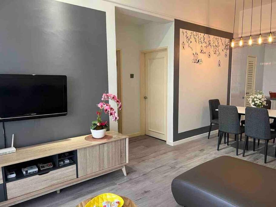 2 Bedroom Apartment Next To Historical Spots 말라카 외부 사진