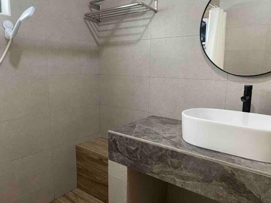 2 Bedroom Apartment Next To Historical Spots 말라카 외부 사진
